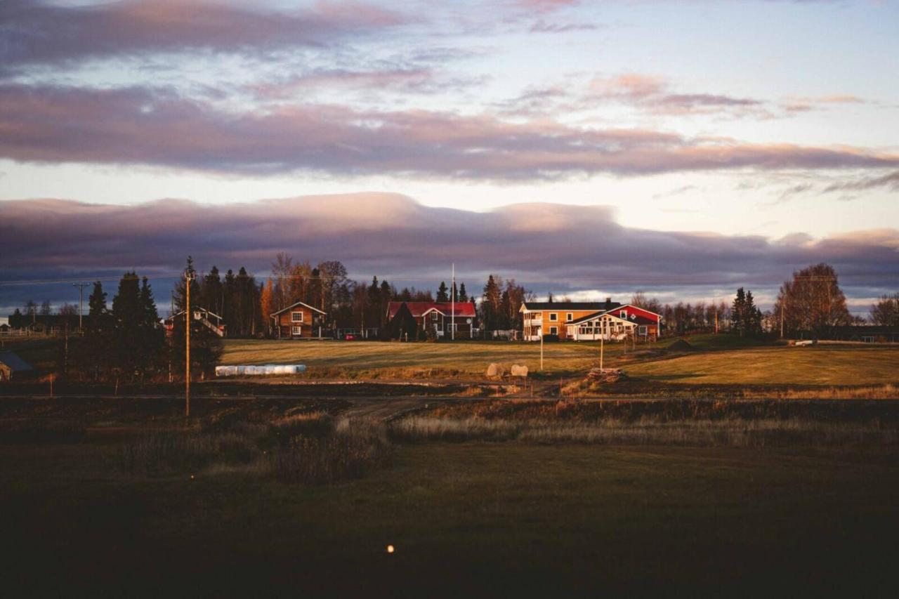 Hotel Loma-Paksu Köngäs Exteriér fotografie
